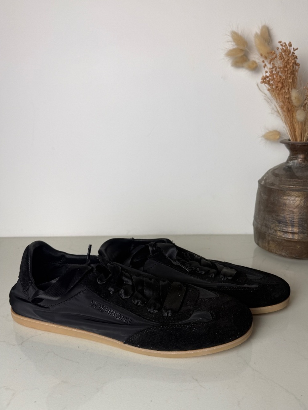Wishbone Darla Sneaker Black Size 9